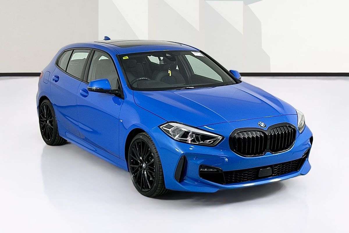 2022 BMW 1 18i M SPORT F40