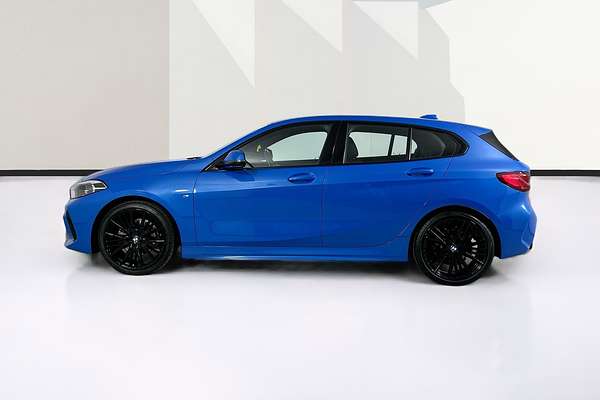 2022 BMW 1 18i M SPORT F40