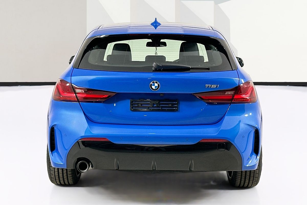 2022 BMW 1 18i M SPORT F40
