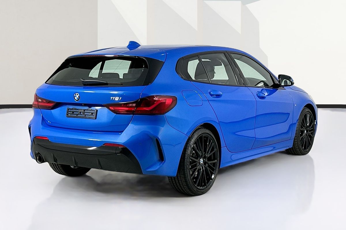 2022 BMW 1 18i M SPORT F40