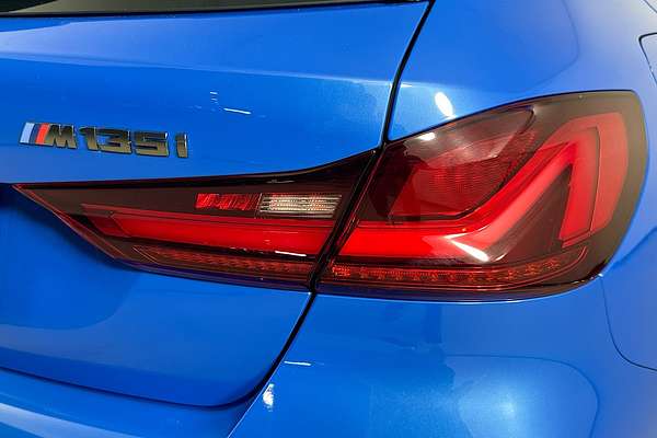 2020 BMW 1 M135i xDRIVE F40