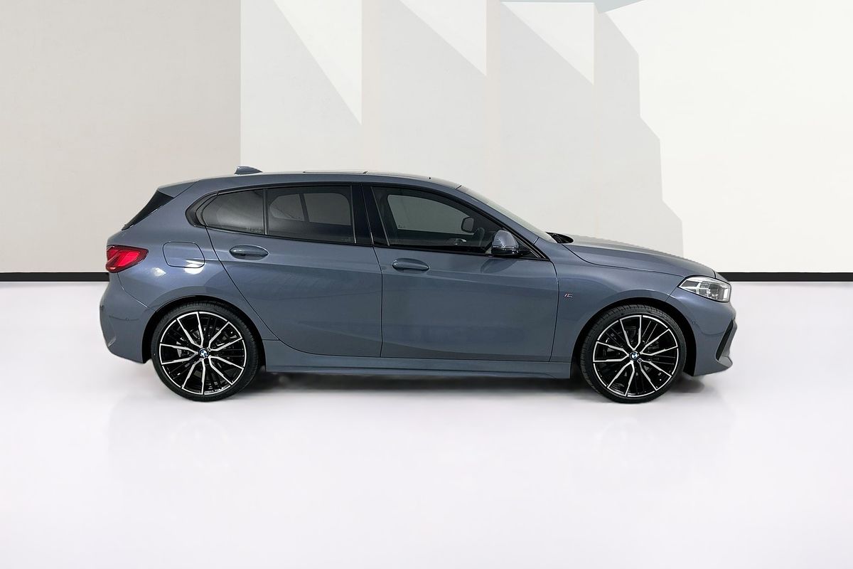 2021 BMW 1 18i M SPORT F40