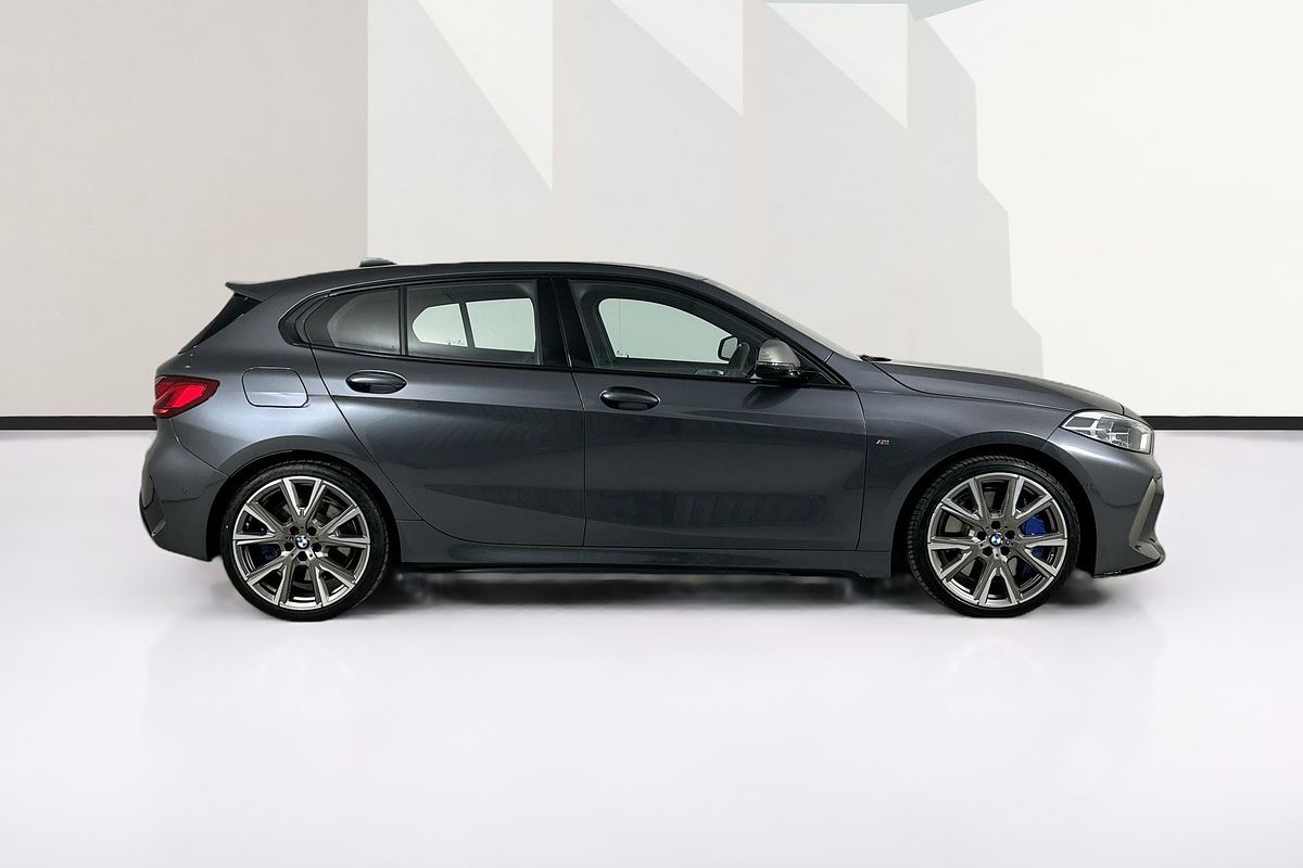 2021 BMW 1 M135i xDRIVE F40
