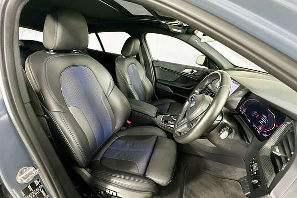 2021 BMW 1 18i M SPORT F40