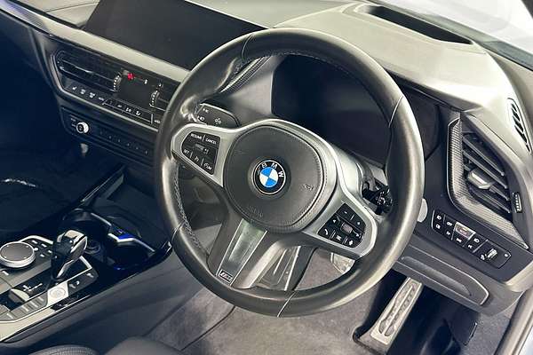 2021 BMW 1 18i M SPORT F40