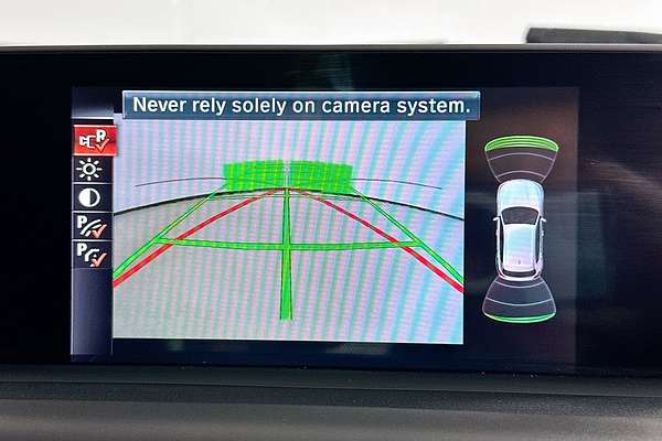 2016 BMW 1 18i SPORT LINE F20 LCI