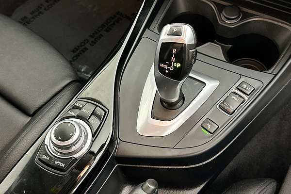 2016 BMW 1 18i SPORT LINE F20 LCI