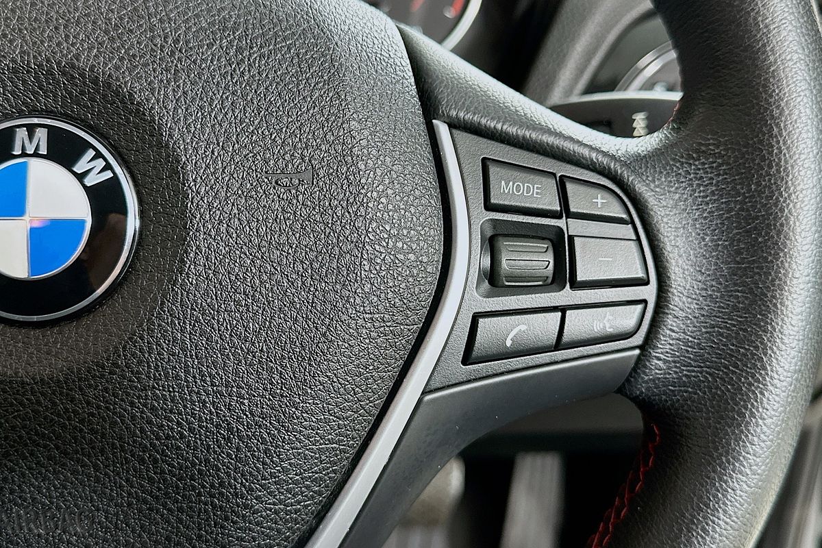2015 BMW 1 18i SPORT LINE F20 MY15