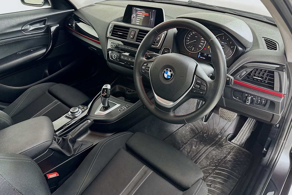 2015 BMW 1 18i SPORT LINE F20 MY15
