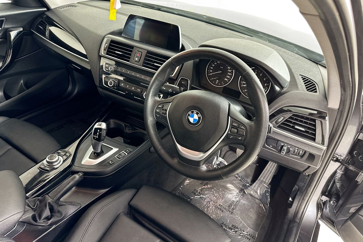 2016 BMW 1 18i SPORT LINE F20 LCI