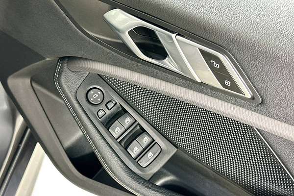 2020 BMW 1 18i M SPORT F40