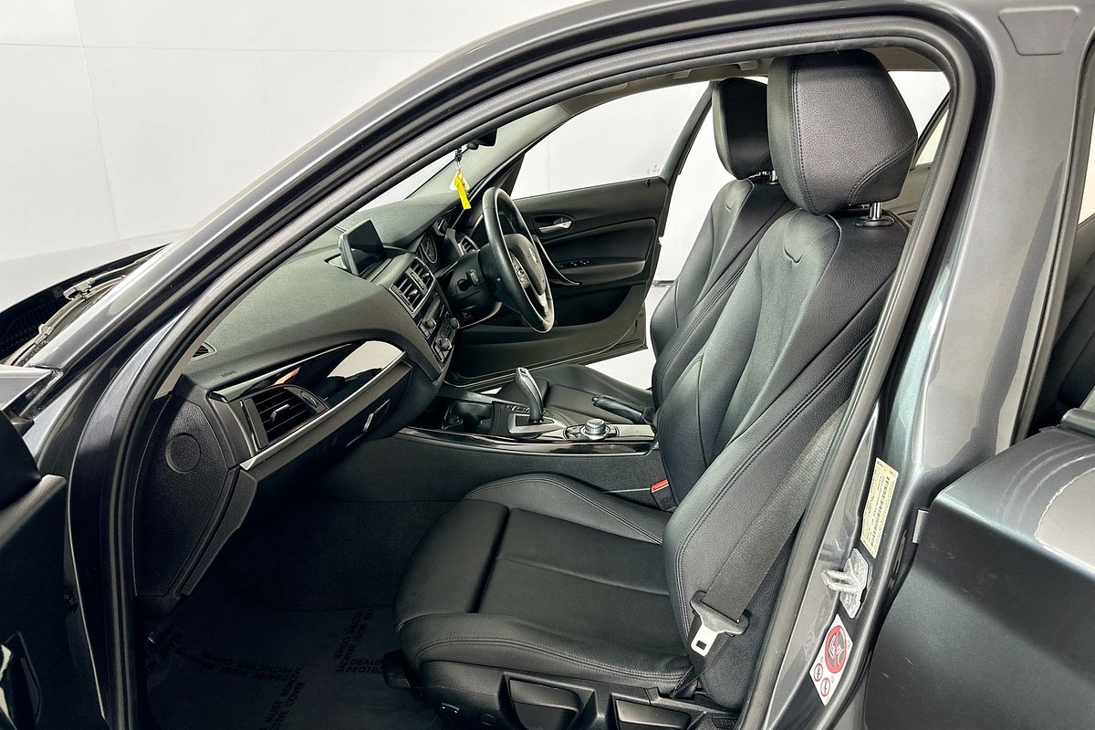 2016 BMW 1 18i SPORT LINE F20 LCI