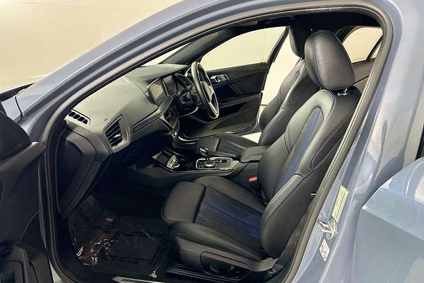 2021 BMW 1 18i M SPORT F40