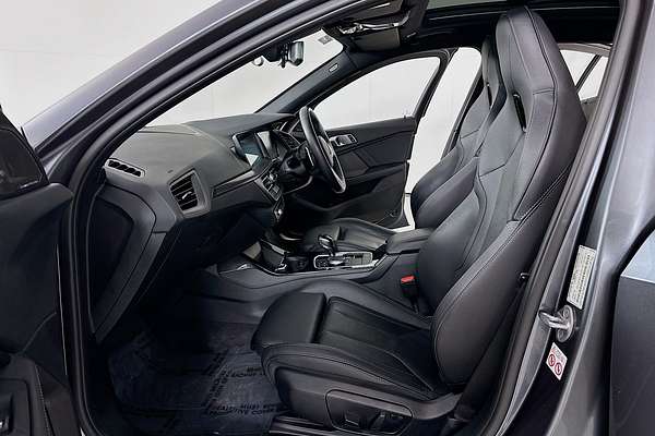 2021 BMW 1 M135i xDRIVE F40