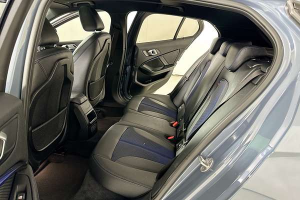 2021 BMW 1 18i M SPORT F40