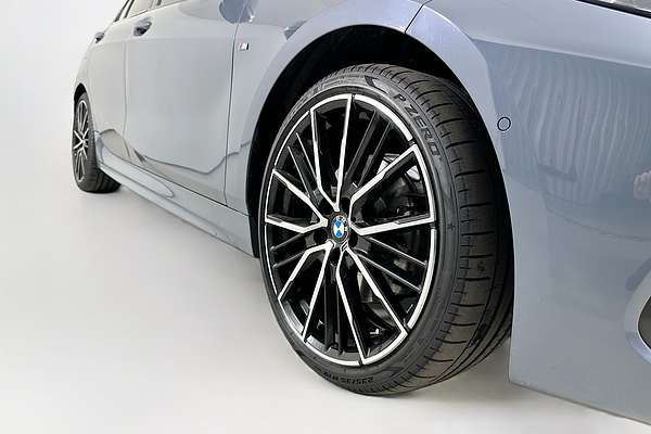 2021 BMW 1 18i M SPORT F40