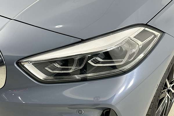 2021 BMW 1 18i M SPORT F40