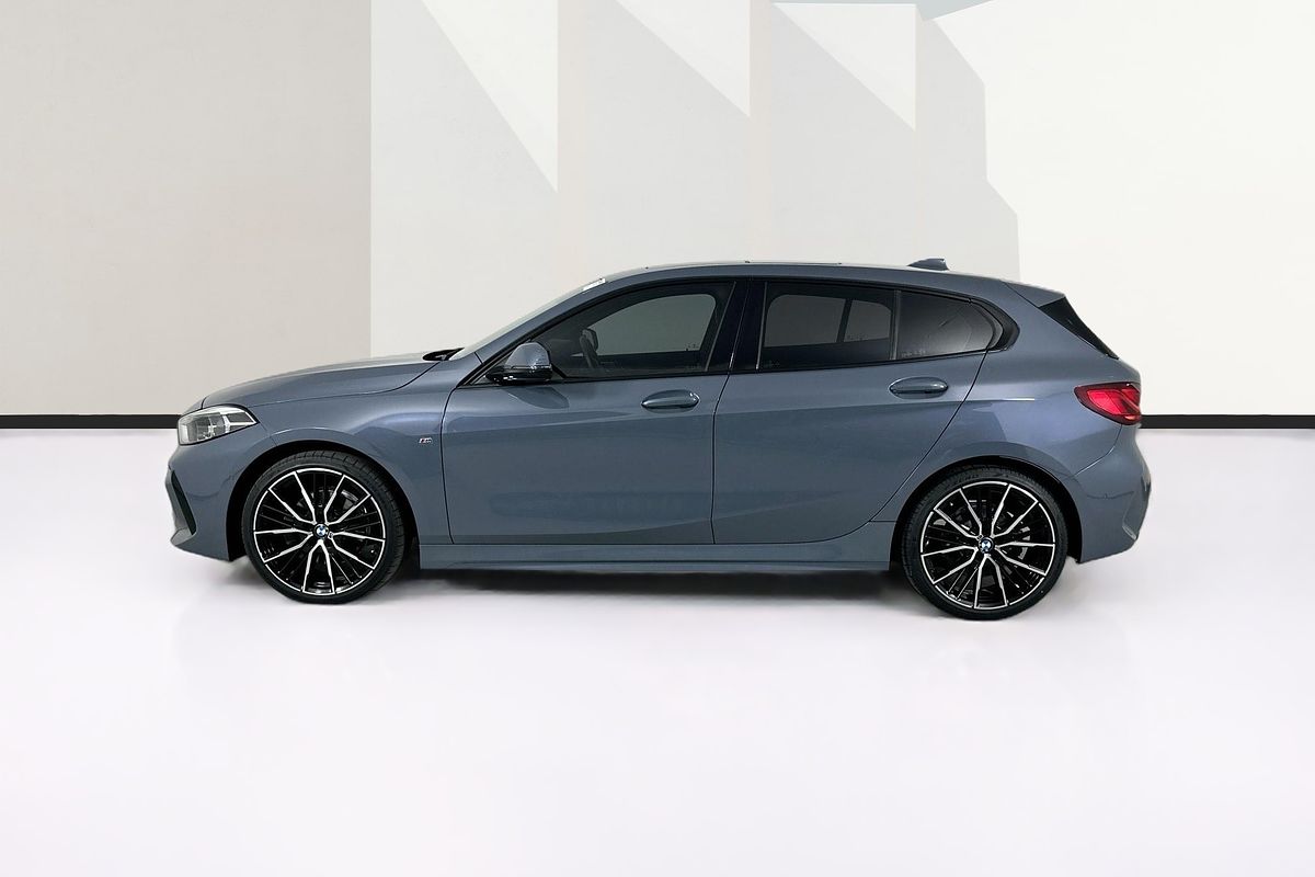 2021 BMW 1 18i M SPORT F40