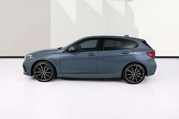 2021 BMW 1 18i M SPORT F40