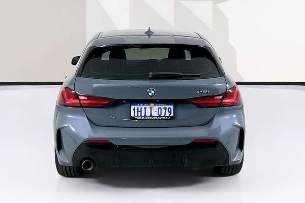 2021 BMW 1 18i M SPORT F40