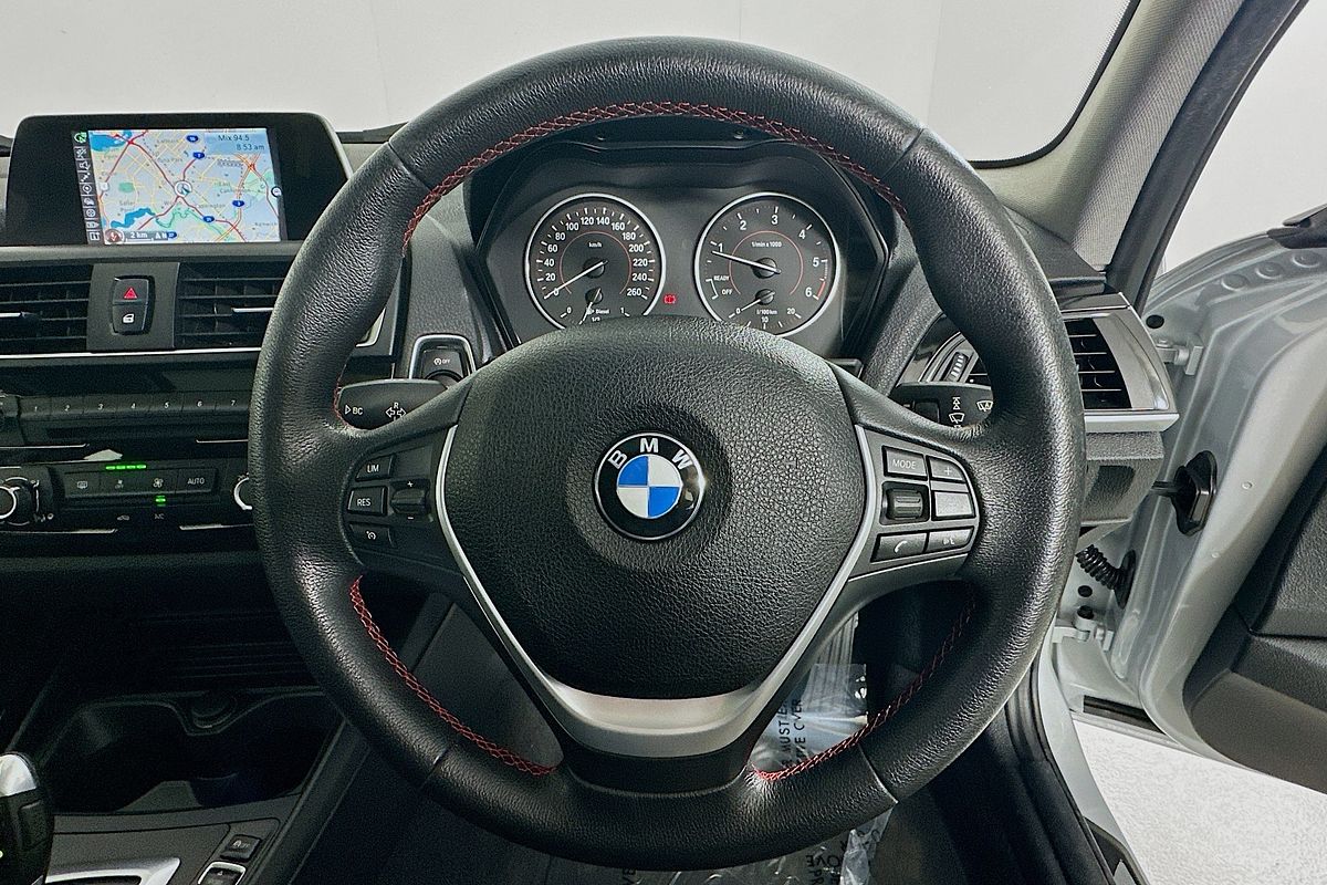 2016 BMW 1 18d SPORT LINE F20 LCI