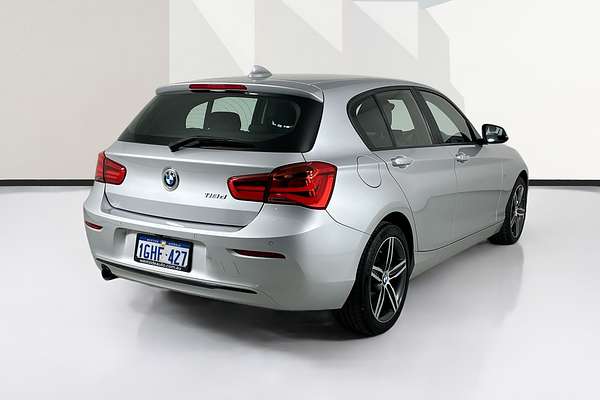 2016 BMW 1 18d SPORT LINE F20 LCI