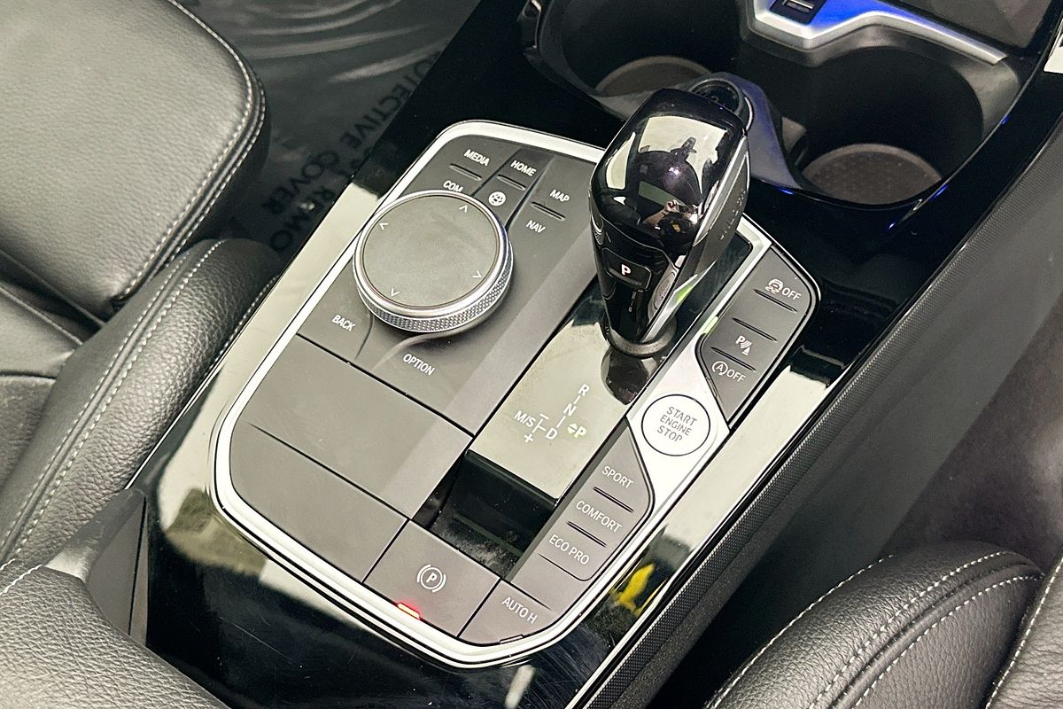 2022 BMW 1 18i M SPORT F40