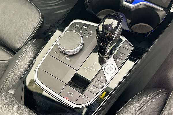 2022 BMW 1 18i M SPORT F40
