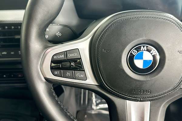 2022 BMW 1 18i M SPORT F40