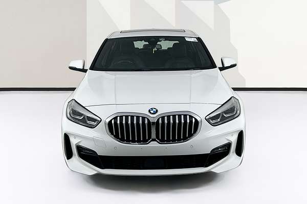 2022 BMW 1 18i M SPORT F40
