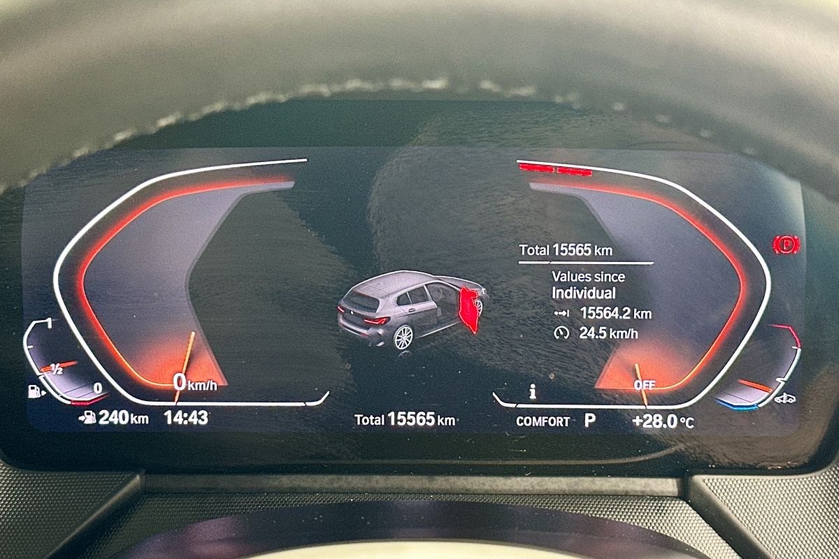 2022 BMW 1 18i M SPORT F40