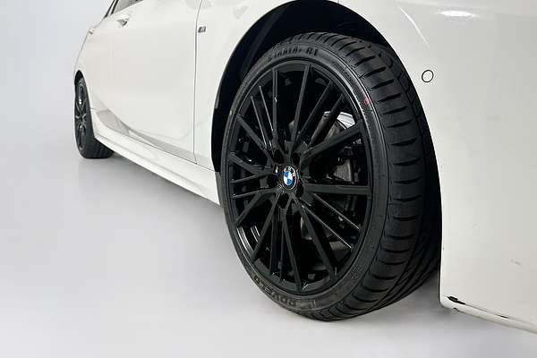 2022 BMW 1 18i M SPORT F40