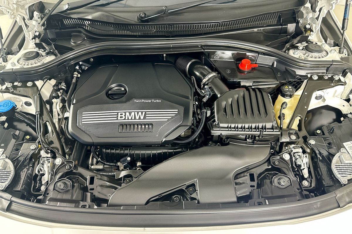 2022 BMW 1 18i M SPORT F40