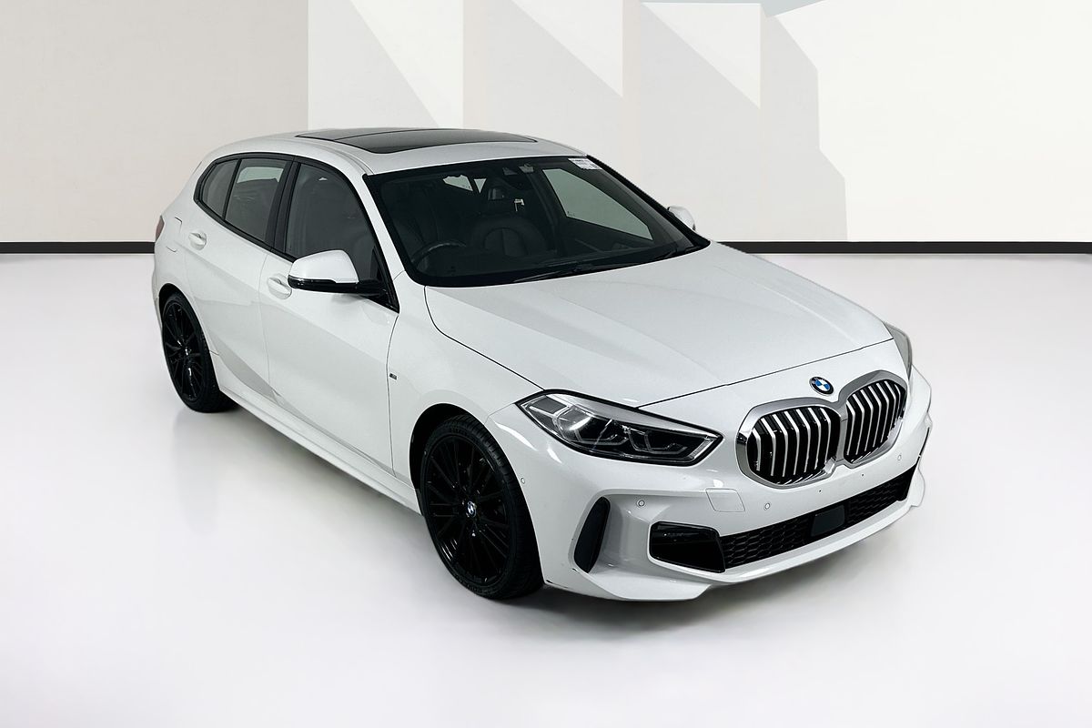 2022 BMW 1 18i M SPORT F40