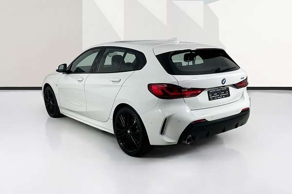2022 BMW 1 18i M SPORT F40