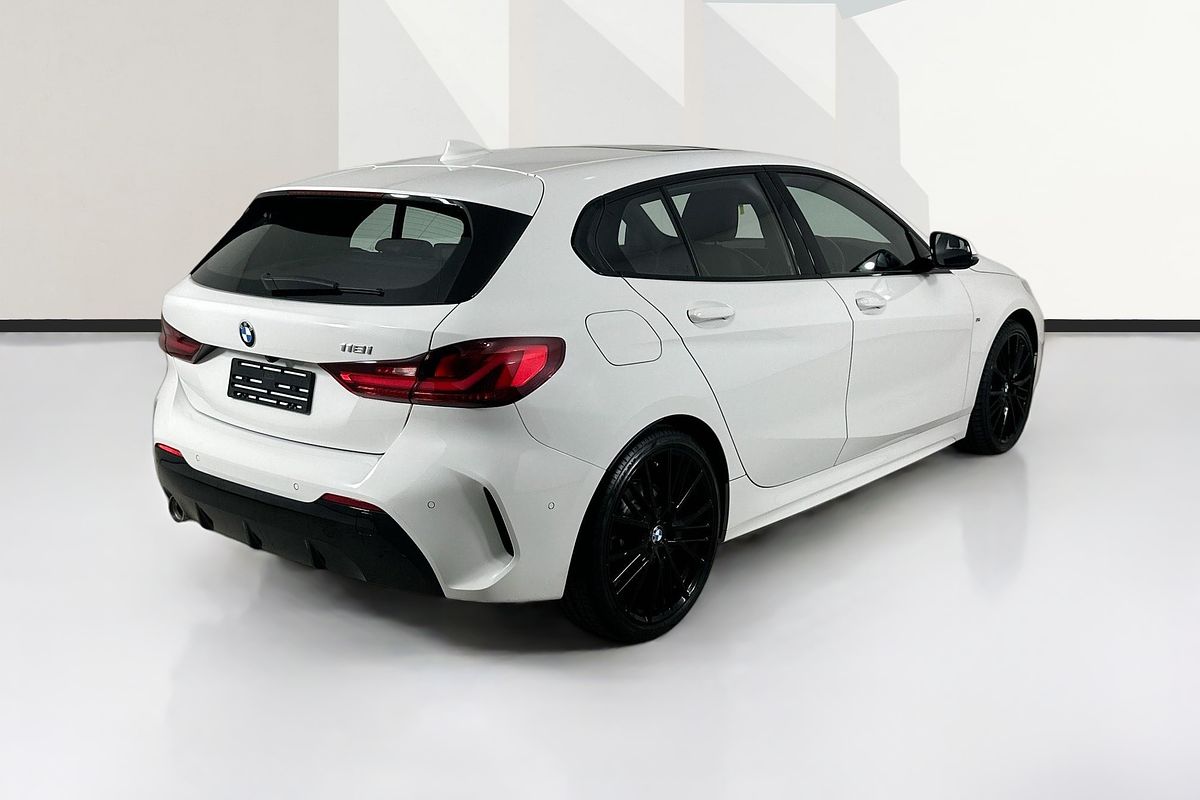 2022 BMW 1 18i M SPORT F40