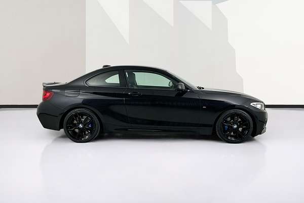2014 BMW 2 M235i F22