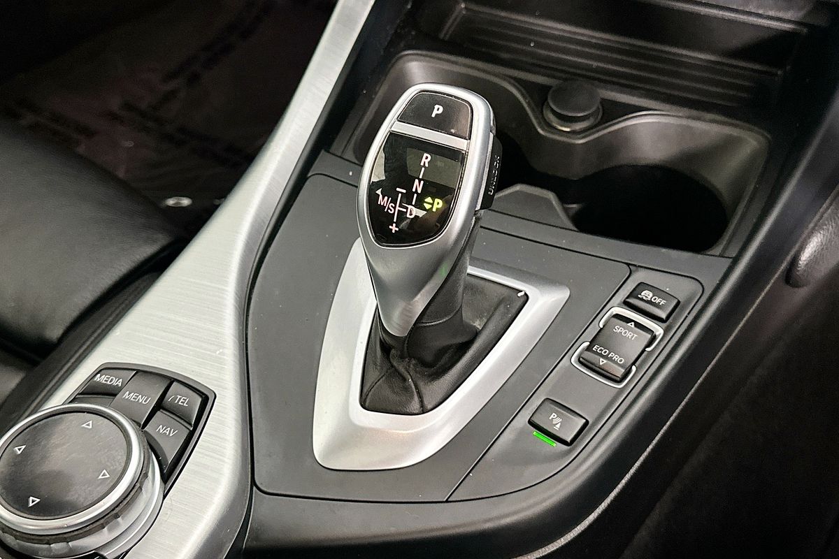 2014 BMW 2 M235i F22