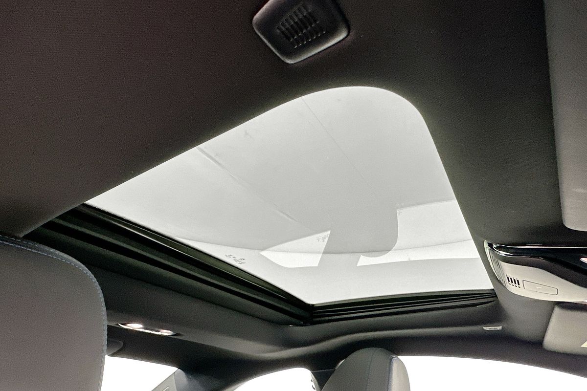 2023 BMW 2 20i M SPORT G42