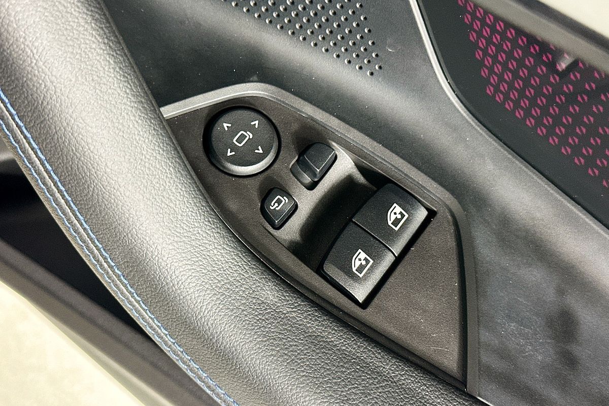 2023 BMW 2 20i M SPORT G42