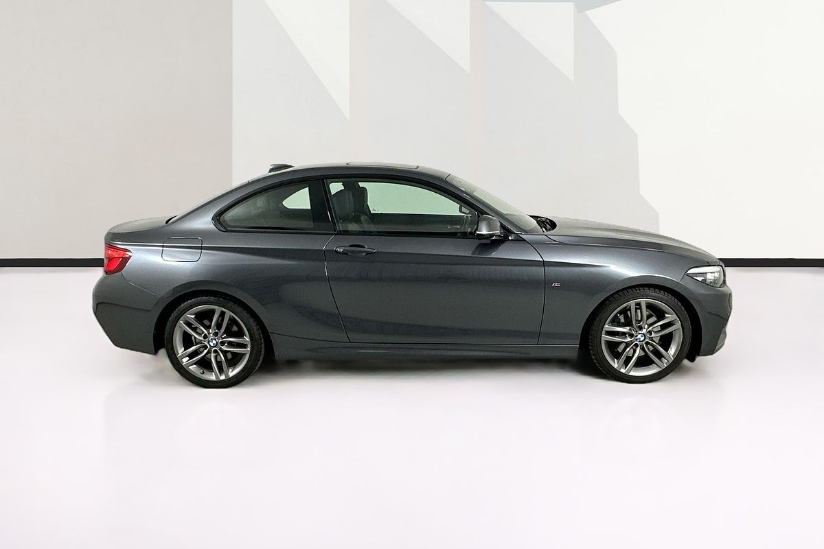 2019 BMW 2 20i M SPORT F22