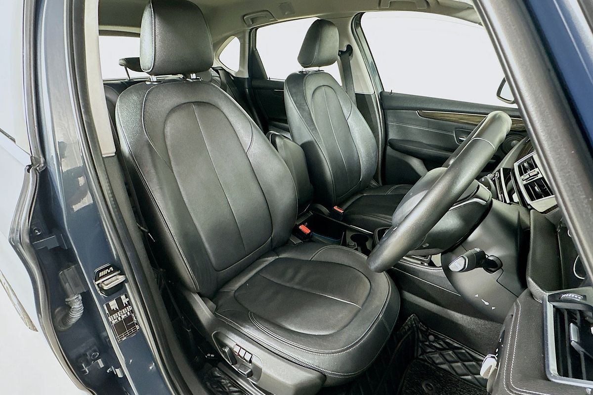 2015 BMW 2 20i ACTIVE TOURER SPORT LINE F45