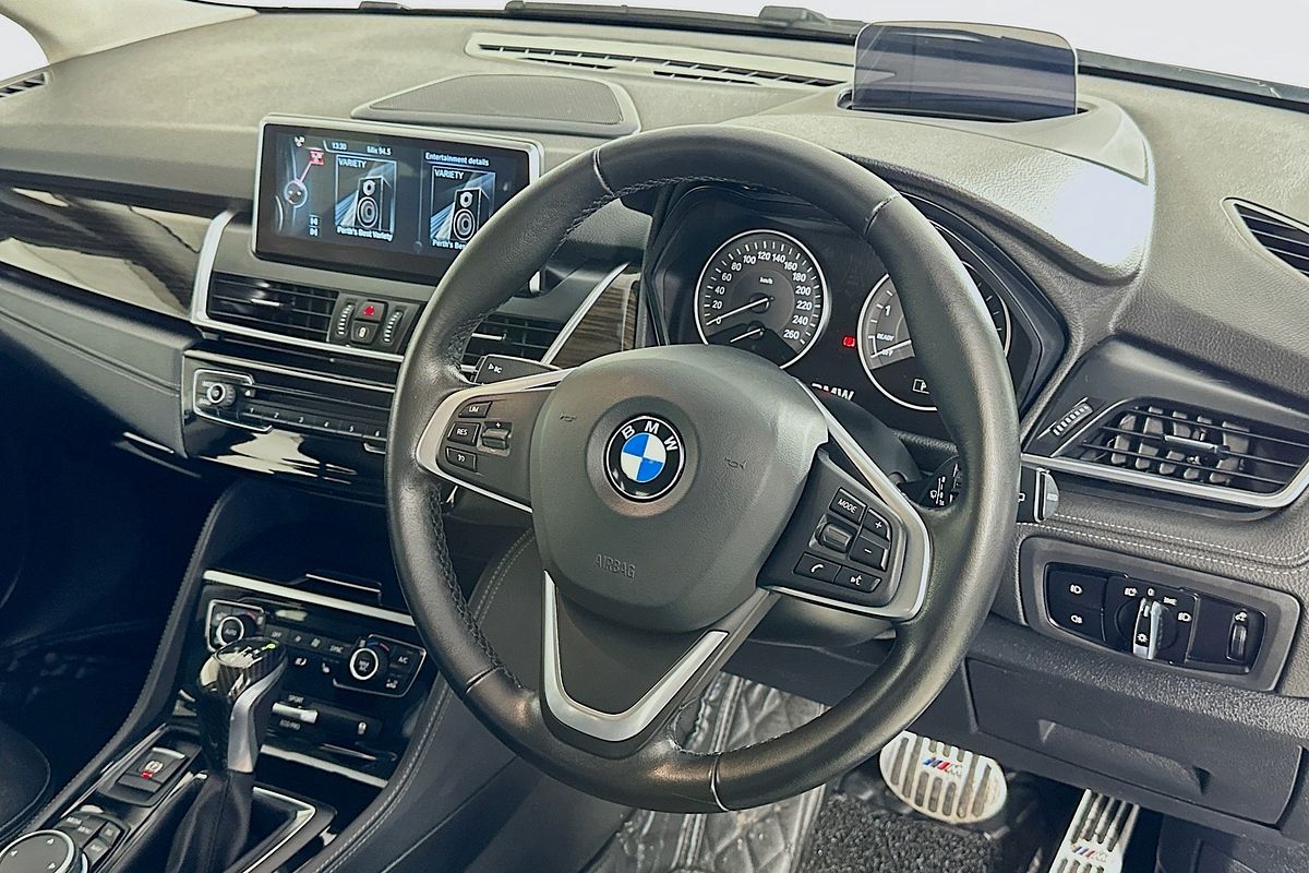 2015 BMW 2 20i ACTIVE TOURER SPORT LINE F45
