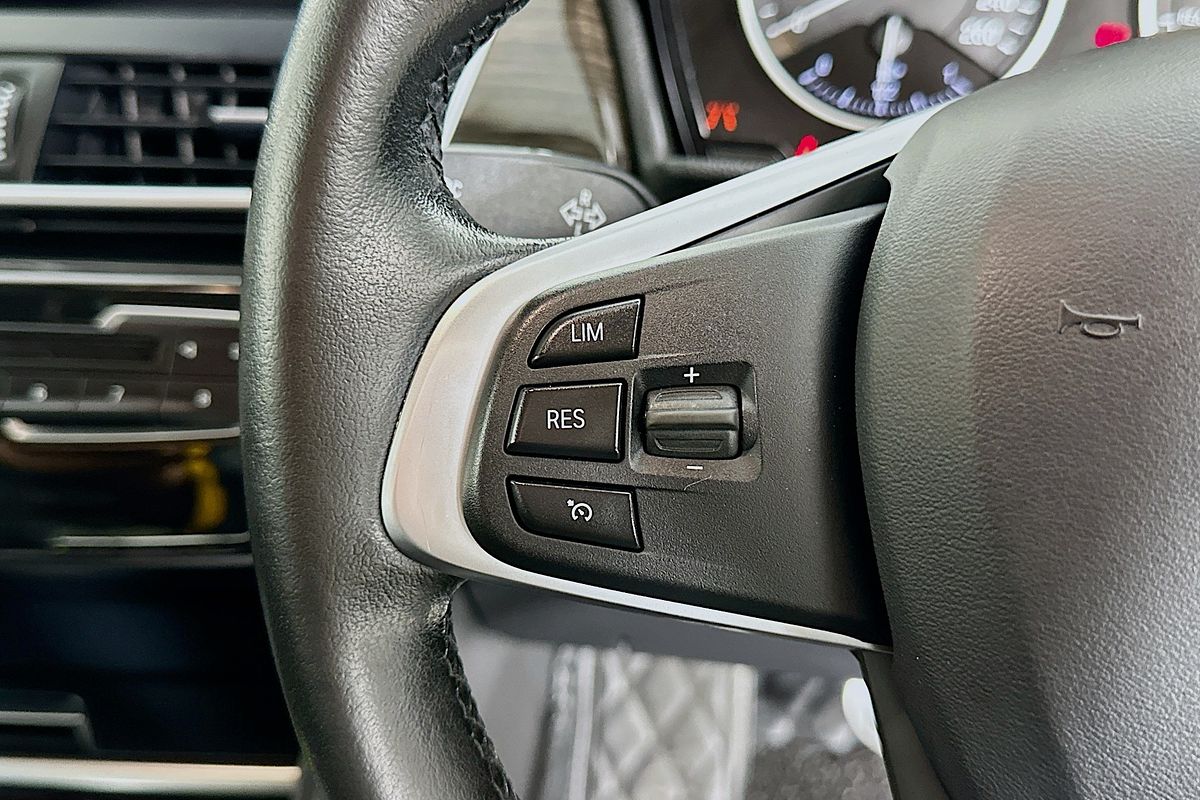2015 BMW 2 20i ACTIVE TOURER SPORT LINE F45