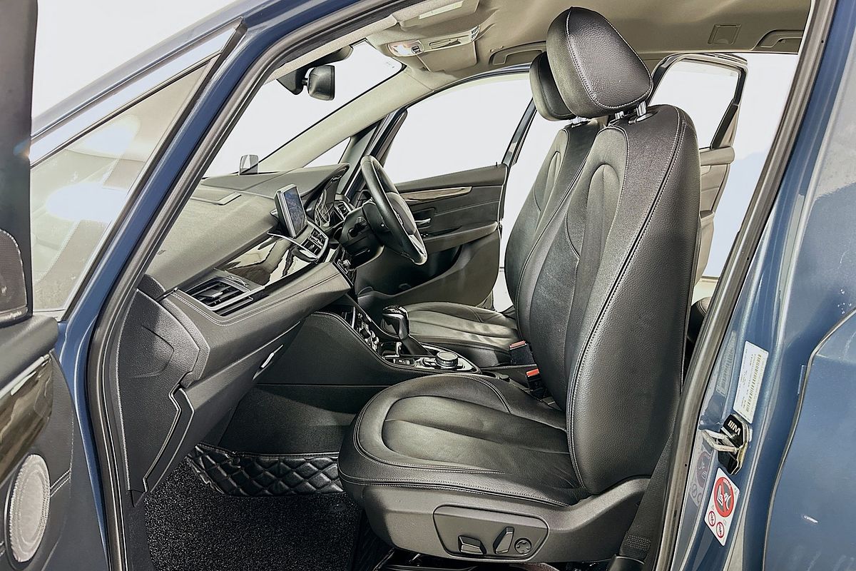 2015 BMW 2 20i ACTIVE TOURER SPORT LINE F45