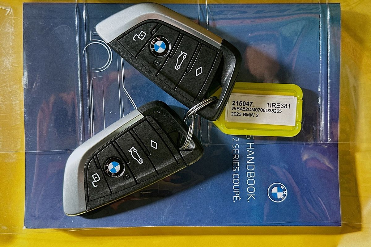 2023 BMW 2 M240i xDRIVE G42