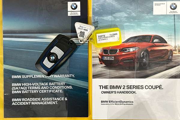 2019 BMW 2 20i M SPORT F22