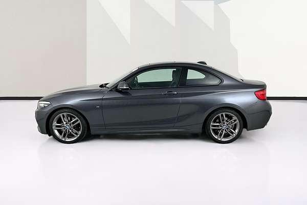 2019 BMW 2 20i M SPORT F22