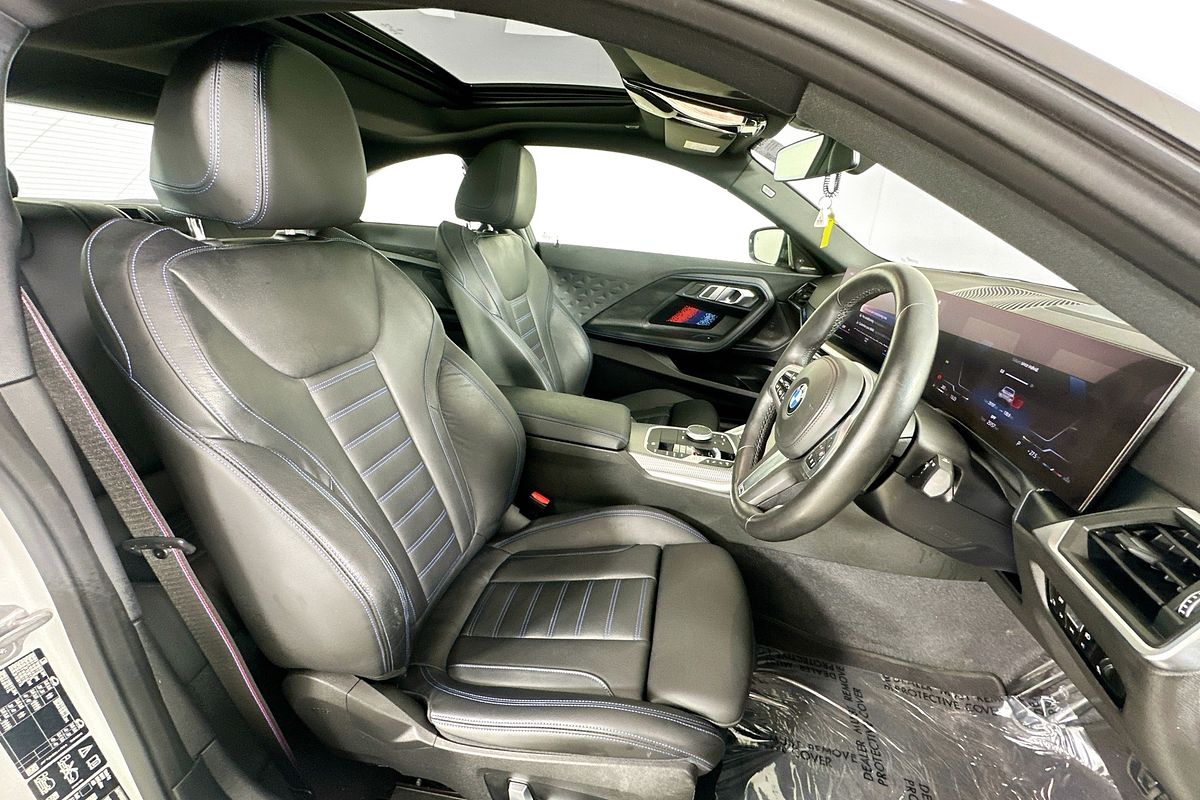 2022 BMW 2 M240i xDRIVE G42