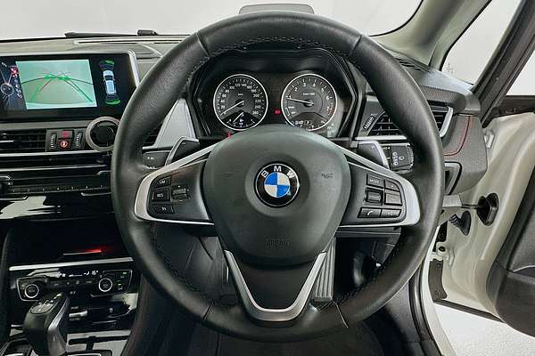 2015 BMW 2 25i ACTIVE TOURER LUXURY LINE F45